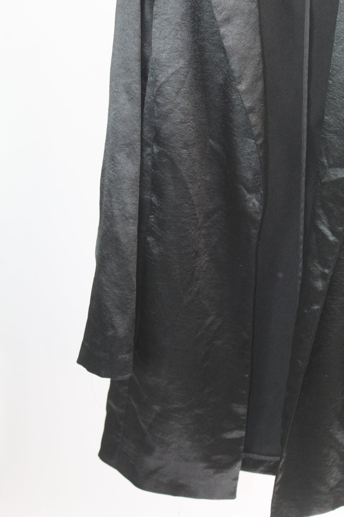 Women's Long Black Satin Cardigan Forever 21 Size Medium
