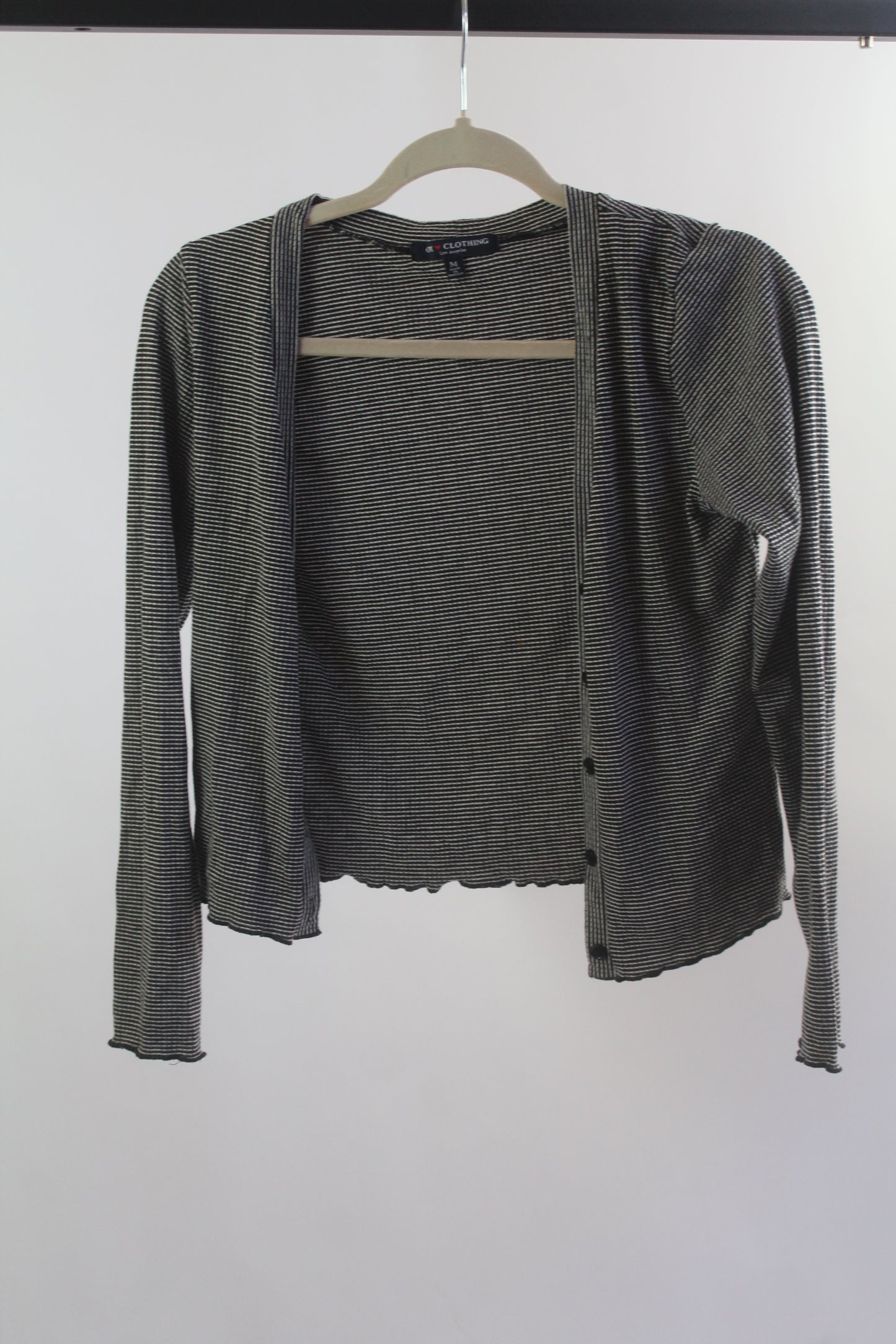 One Clothing Women's Striped Cropped Sweater Size Medium