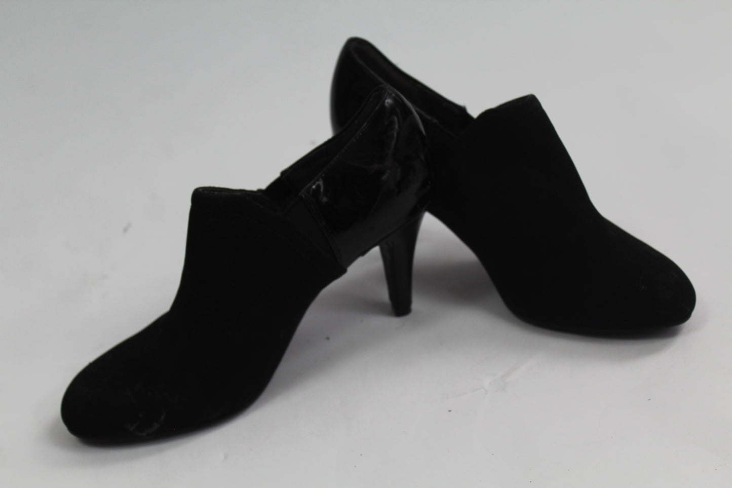 Women's PENDING SIZE
