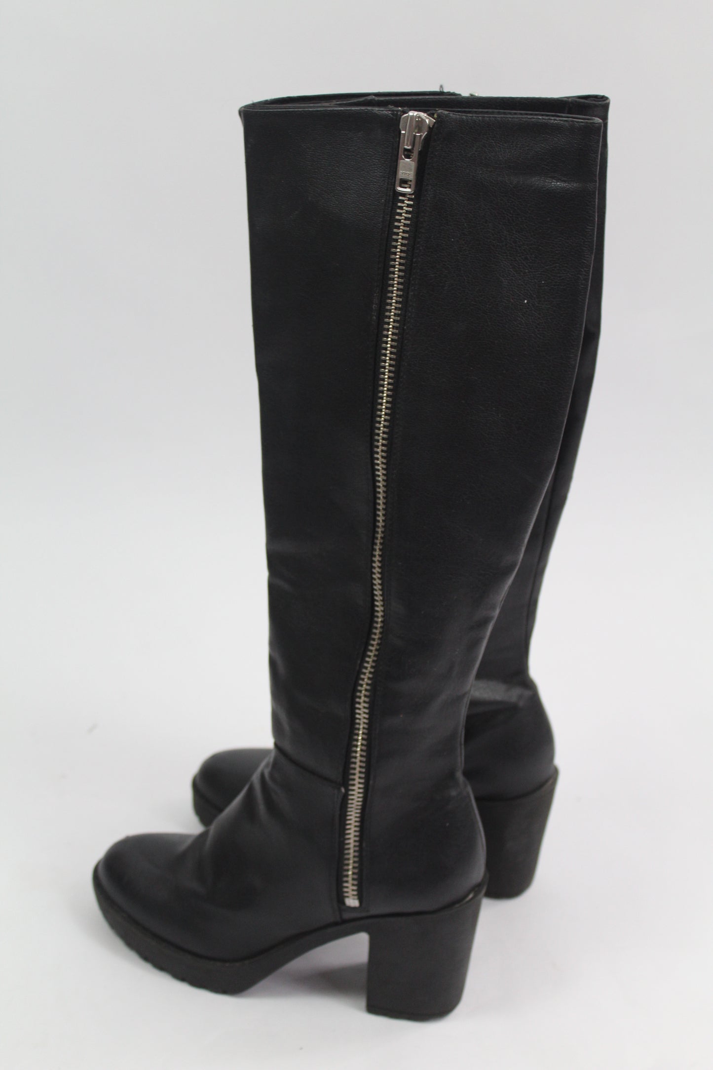 Women's Black Chunk Boots Size 38