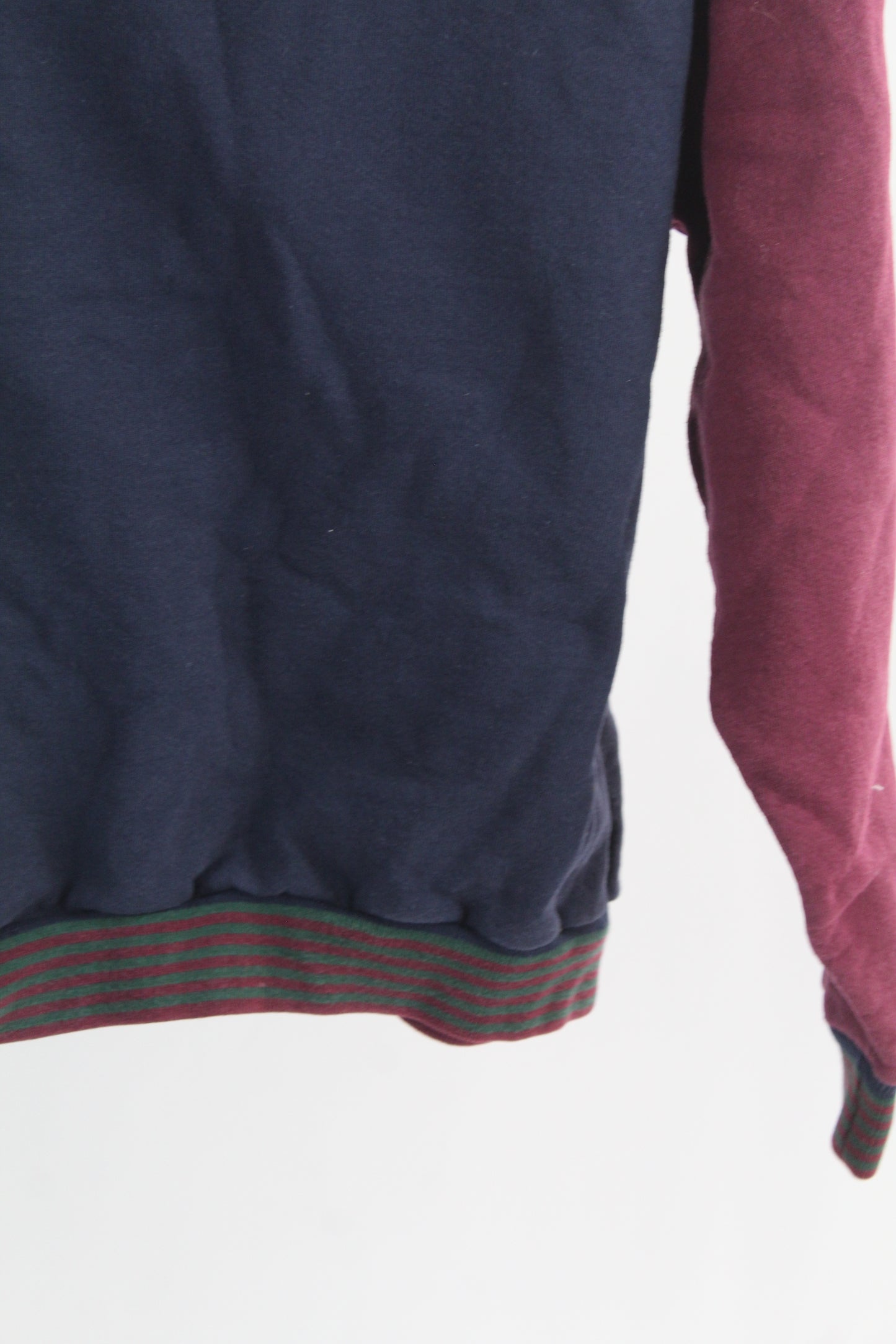 Women's Vintage Looney Toons Sweater Size Large