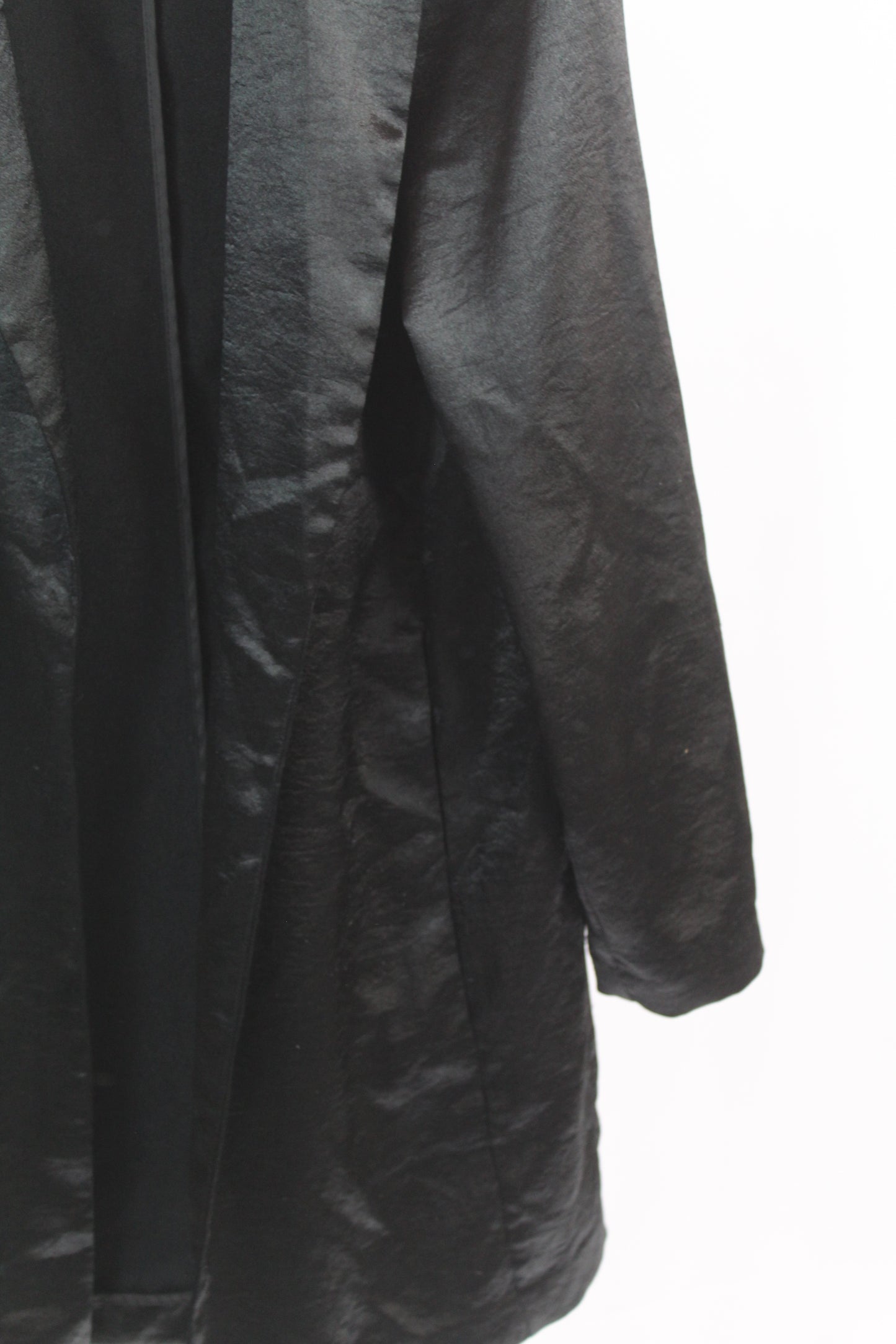 Women's Long Black Satin Cardigan Forever 21 Size Medium