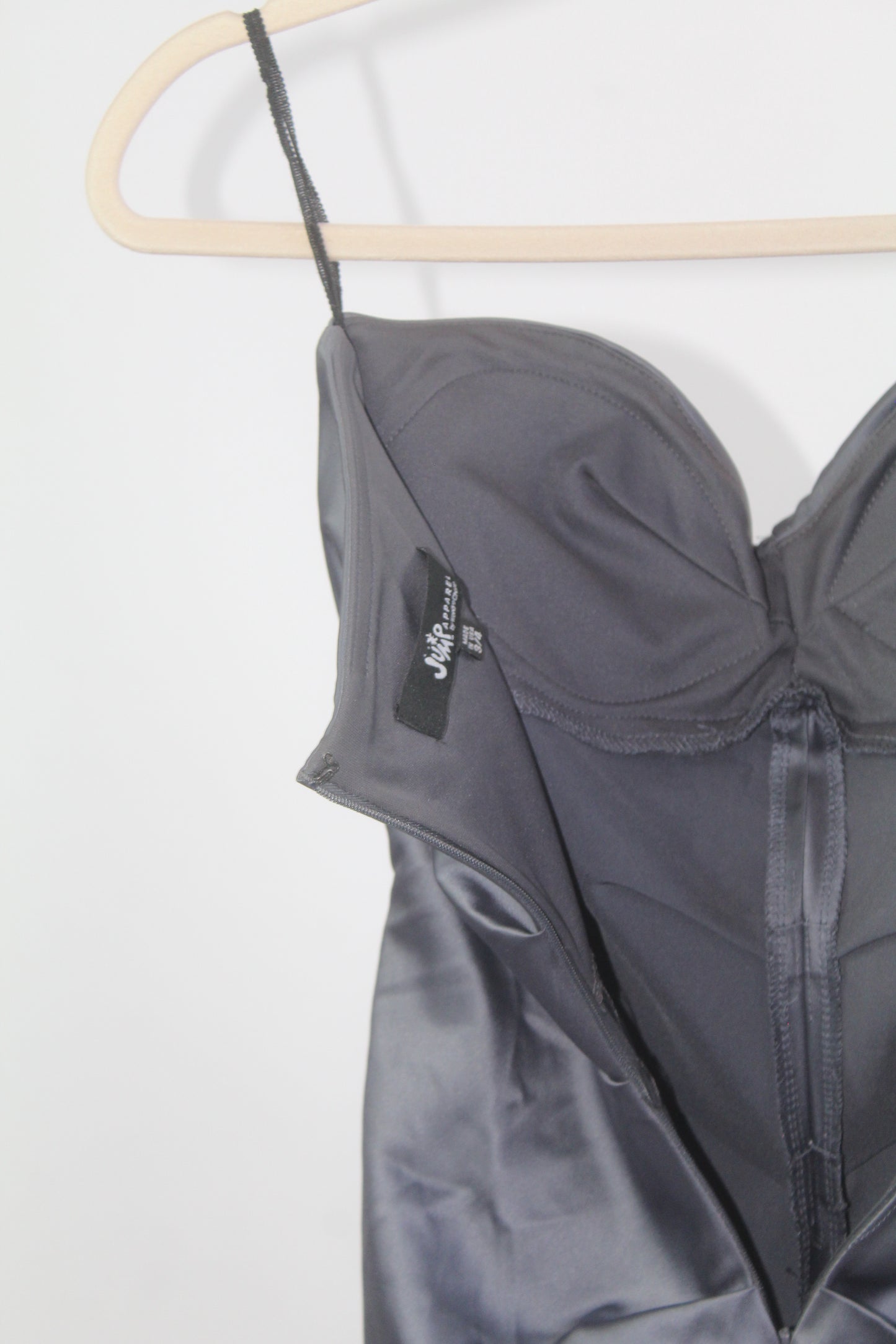 Prom Silk Silver Bodycon Jump Apparel Size 3/4