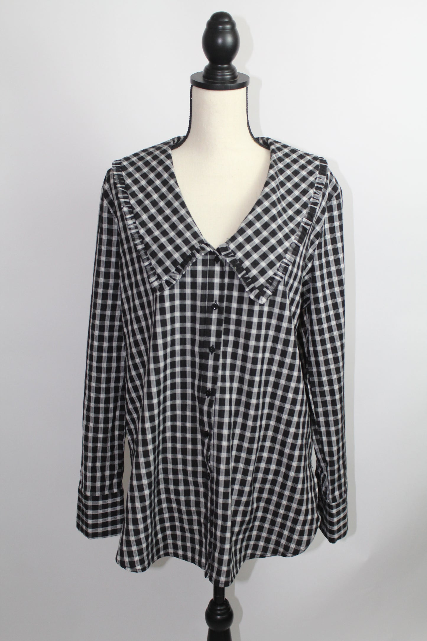Women’s English Factory Black & White Plaid Dress – Size Medium