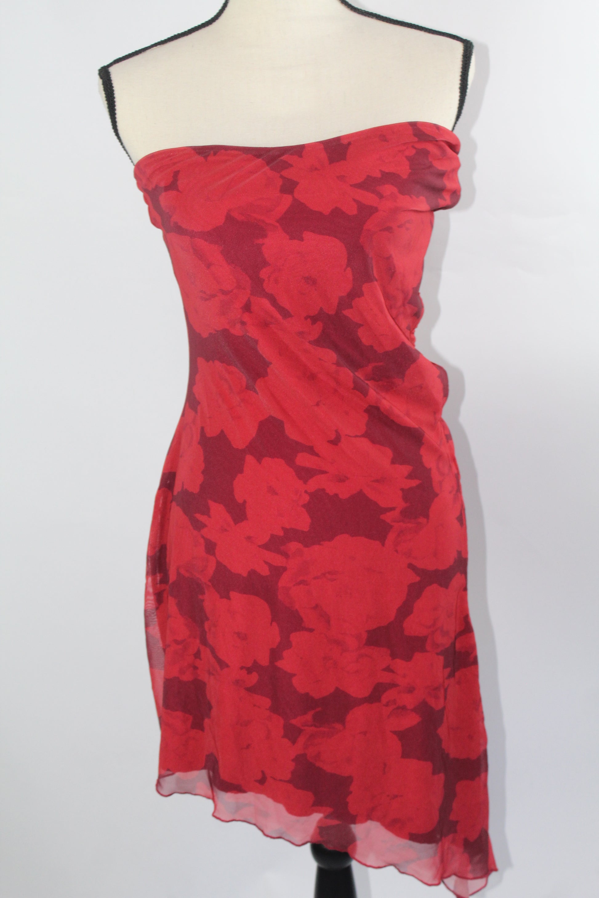 Princess Polly Red Mini Floral Dress - Size 10 Threndzs Princess Polly Red Mini Floral Dress - Size 10 Threndzs